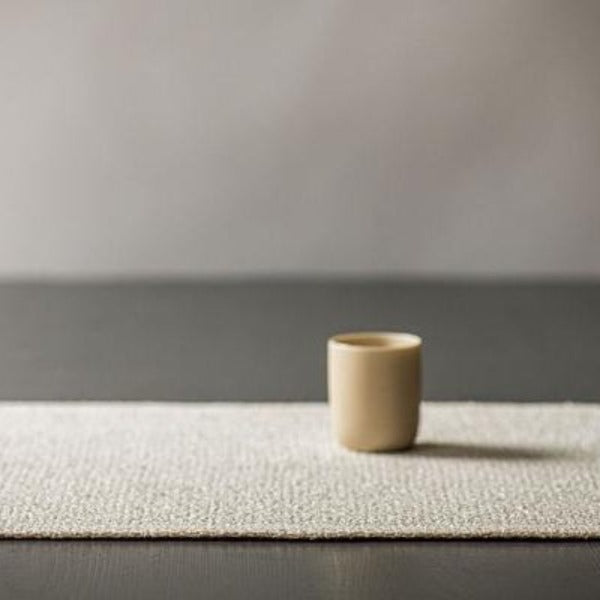 Linen boucle placemat 45x35cm in powder and white