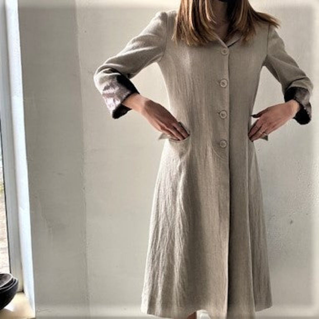 
    COATS
  